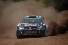 04_2015-WRC-04-RB1-1194